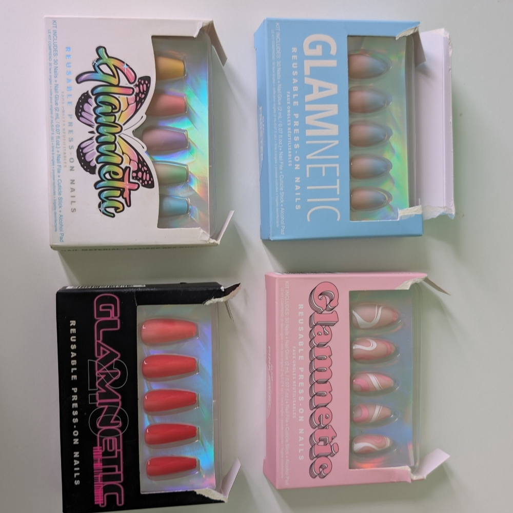 Glamnetic Press-On Nails Set - Pink, Red, White, Black